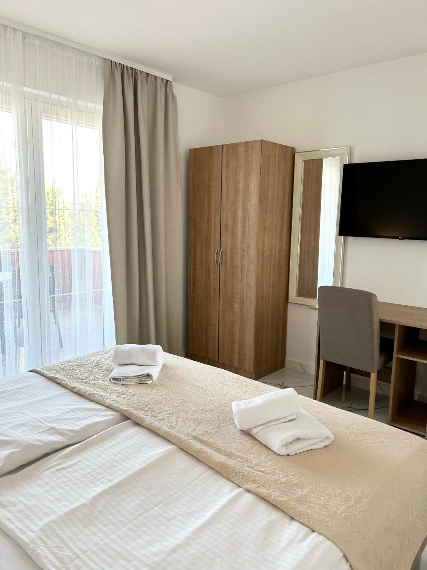 Apartments Mare Punat Exterior photo